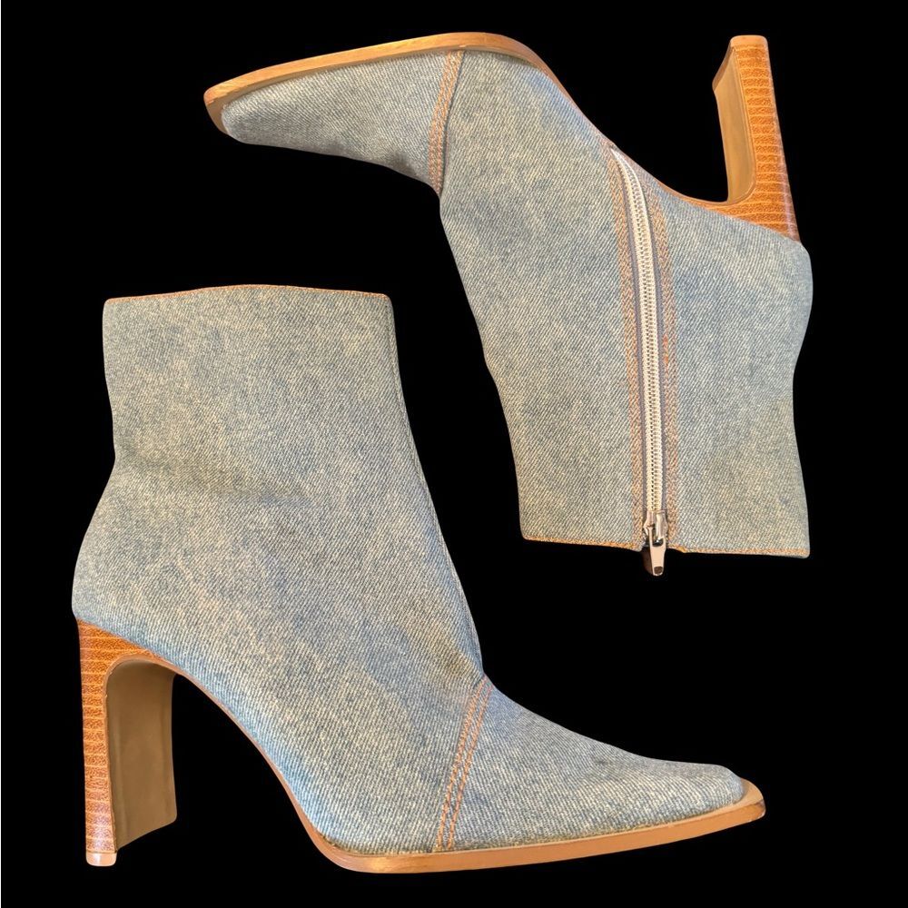 NEWPORT NEWS Vintage Denim Western Style Heeled Ankle Boot Size Womens 6